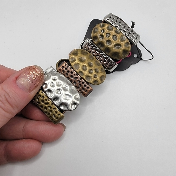 New Paparazzi Bracelet - Picture 2 of 3